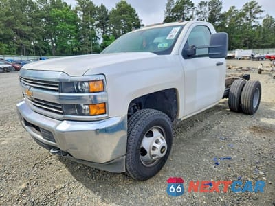 2016 CHEVROLET SILVERADO TRUCK CAB AND CHASSIS 1GB3CYCG0GZ295638 - główne zdjęcie licytacji z USA - miniatura