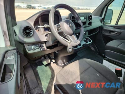 Zdjęcie 8 z 12 samochodu: 2020 MERCEDES BENZ SPRINTER 2500 DELIVERY VAN VIN:W1Y4ECHY8LT020039 - miniatura