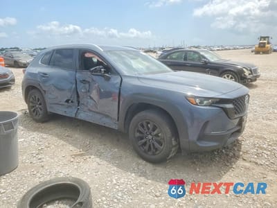 Czwarte zdjęcie samochodu z boku: 2025 MAZDA CX-50 PREFERRED VIN:7MMVABBM5SN317521 - miniatura