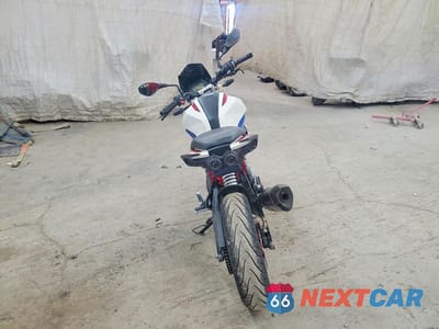 Czwarte zdjęcie samochodu z boku: 2023 BMW G310 R VIN:WB30G4300PRA51364 - miniatura