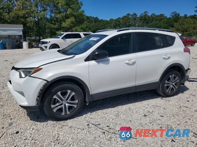 2018 TOYOTA RAV4 LE JTMZFREV3JJ156771 - główne zdjęcie licytacji z USA - miniatura