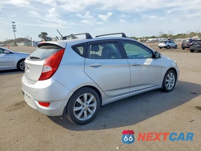Trzecie zdjęcie samochodu z tyłu: 2013 HYUNDAI ACCENT SE VIN:KMHCU5AE7DU105153 - miniatura