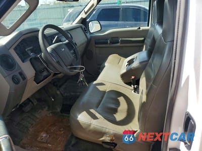 Zdjęcie 7 z 13 samochodu: 2008 FORD F250 SUPER DUTY VIN:1FTSX21518EE03056 - miniatura