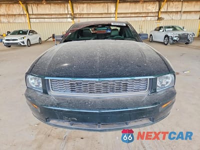 Piąte zdjęcie samochodu w środku: 2008 FORD MUSTANG GT VIN:1ZVHT82H985178383 - miniatura