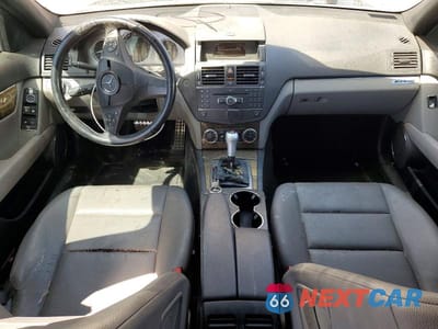 Zdjęcie 8 z 13 samochodu: 2008 MERCEDES-BENZ C 350 VIN:WDDGF56X78R037770 - miniatura