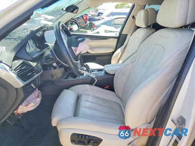 Zdjęcie 7 z 12 samochodu: 2014 BMW X5 XDRIVE35I VIN:5UXKR0C50E0K44503 - miniatura