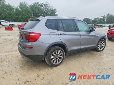 Trzecie zdjęcie samochodu z tyłu: 2017 BMW X3 SDRIVE28I VIN:5UXWZ7C39H0V92944 - miniatura