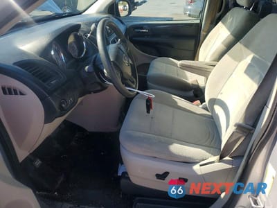Zdjęcie 7 z 13 samochodu: 2012 DODGE GRAND CARAVAN SXT VIN:2C4RDGCGXCR275530 - miniatura
