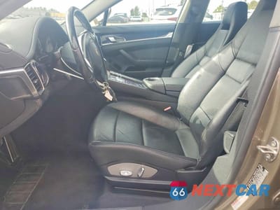 Zdjęcie 7 z 12 samochodu: 2011 PORSCHE PANAMERA S VIN:WP0AB2A74BL060824 - miniatura
