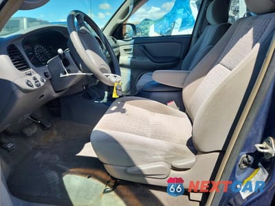 Zdjęcie 7 z 11 samochodu: 2006 TOYOTA TUNDRA SR5 VIN:5TBDT441X6S537590 - miniatura