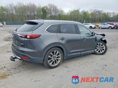 Trzecie zdjęcie samochodu z tyłu: 2018 MAZDA CX-9 GRAND TOURING VIN:JM3TCBDY2J0228817 - miniatura