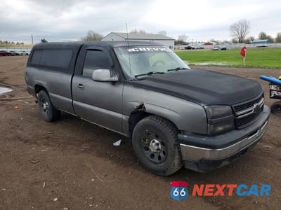 Czwarte zdjęcie samochodu z boku: 2006 CHEVROLET SILVERADO C1500 VIN:1GCEC14X06Z139740 - miniatura