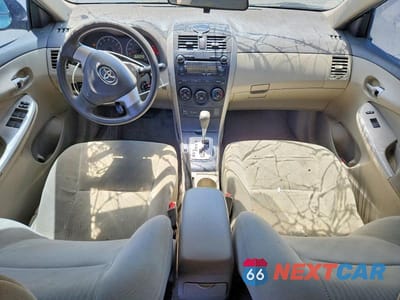 Zdjęcie 8 z 11 samochodu: 2010 TOYOTA COROLLA LE VIN:1NXBU4EE1AZ206426 - miniatura