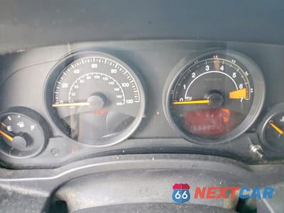 Zdjęcie 9 z 12 samochodu: 2015 JEEP PATRIOT SPORT VIN:1C4NJRBB2FD395256 - miniatura