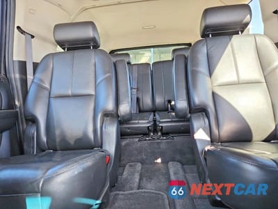 Zdjęcie 10 z 13 samochodu: 2008 CHEVROLET SUBURBAN K1500 LS VIN:3GNFK163X8G236004 - miniatura