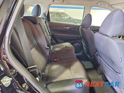 Zdjęcie 11 z 13 samochodu: 2019 NISSAN ROGUE S VIN:5N1AT2MV5KC814400 - miniatura