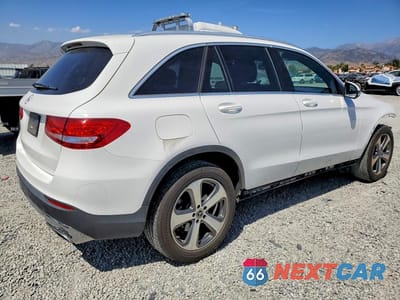 Trzecie zdjęcie samochodu z tyłu: 2019 MERCEDES-BENZ GLC 300 VIN:WDC0G4JB2KF563371 - miniatura