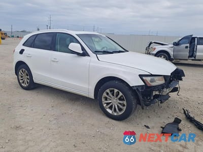 Czwarte zdjęcie samochodu z boku: 2014 AUDI Q5 PREMIUM PLUS VIN:WA1LFAFP7EA049469 - miniatura