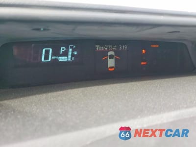 Zdjęcie 9 z 12 samochodu: 2014 TOYOTA PRIUS C FOUR VIN:JTDKDTB38E1067338 - miniatura