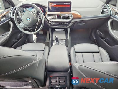 Zdjęcie 8 z 14 samochodu: 2024 BMW X4 XDRIVE30I VIN:5UX33DT01R9W70929 - miniatura