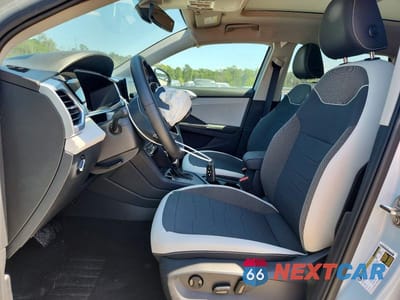 Zdjęcie 7 z 13 samochodu: 2025 VOLKSWAGEN TAOS SE VIN:3VVEC7B22SM056429 - miniatura