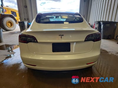Zdjęcie 6 z 13 samochodu: 2023 TESLA MODEL 3 VIN:5YJ3E1EA3PF573119 - miniatura