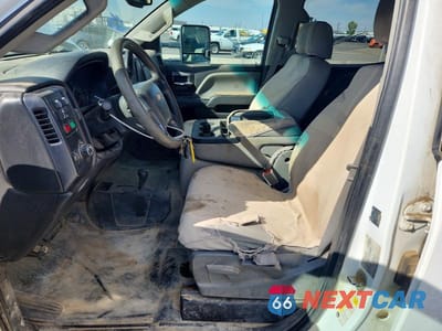 Zdjęcie 7 z 12 samochodu: 2016 CHEVROLET SILVERADO K3500 VIN:1GC4KYCG6GF106110 - miniatura