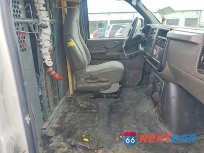 Zdjęcie 11 z 13 samochodu: 2007 CHEVROLET EXPRESS G1500 VIN:1GCFG15X771236702 - miniatura