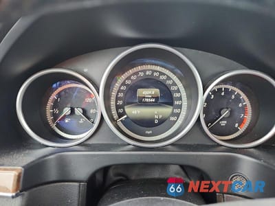 Zdjęcie 9 z 12 samochodu: 2016 MERCEDES-BENZ E 350 4MATIC VIN:WDDHF8JB9GB252155 - miniatura