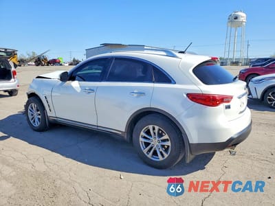 Drugie zdjęcie samochodu z przodu: 2010 INFINITI FX35 BASE VIN:JN8AS1MW8AM851111 - miniatura