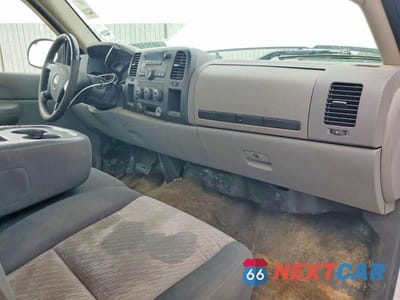 Zdjęcie 8 z 12 samochodu: 2008 CHEVROLET SILVERADO C1500 VIN:1GCEC14X38Z246171 - miniatura