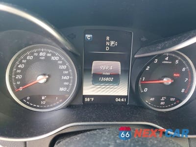 Zdjęcie 9 z 11 samochodu: 2015 MERCEDES-BENZ C 300 4MATIC VIN:55SWF4KBXFU072508 - miniatura