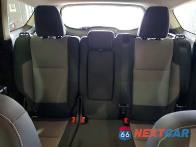 Zdjęcie 10 z 13 samochodu: 2017 FORD ESCAPE SE VIN:1FMCU9GD2HUE98376 - miniatura