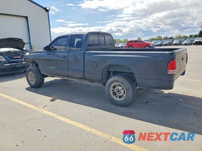 Drugie zdjęcie samochodu z przodu: 2001 DODGE DAKOTA VIN:1B7GL22X51S188032 - miniatura