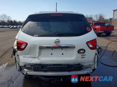 Zdjęcie 6 z 13 samochodu: 2017 NISSAN PATHFINDER SL VIN:5N1DR2MMXHC605858 - miniatura
