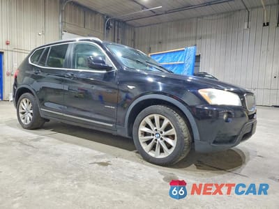 Czwarte zdjęcie samochodu z boku: 2011 BMW X3 XDRIVE28I VIN:5UXWX5C5XBL702658 - miniatura
