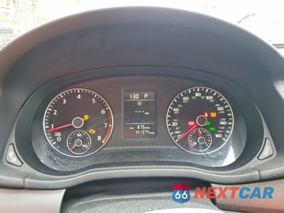 Zdjęcie 9 z 12 samochodu: 2015 VOLKSWAGEN PASSAT S VIN:1VWAS7A33FC116328 - miniatura