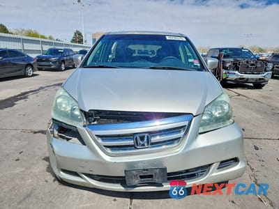 Piąte zdjęcie samochodu w środku: 2006 HONDA ODYSSEY EXL VIN:5FNRL38606B417724 - miniatura