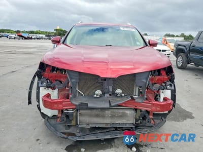 Piąte zdjęcie samochodu w środku: 2017 LINCOLN MKX SELECT VIN:2LMPJ6KP0HBL12807 - miniatura