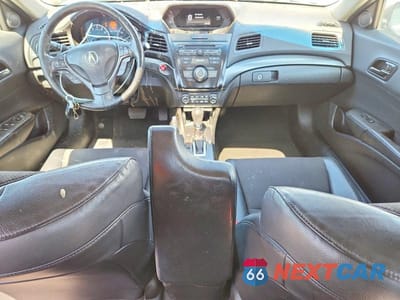 Zdjęcie 8 z 12 samochodu: 2013 ACURA ILX 20 VIN:19VDE1F37DE003347 - miniatura