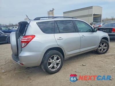 Trzecie zdjęcie samochodu z tyłu: 2011 TOYOTA RAV4 BASE VIN:2T3BF4DV9BW148134 - miniatura