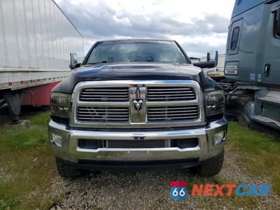Piąte zdjęcie samochodu w środku: 2012 DODGE RAM 3500 LARAMIE VIN:3C63D3EL3CG243606 - miniatura