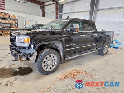2016 GMC SIERRA K2500 DENALI 1GT12UE81GF114102 - główne zdjęcie licytacji z USA - miniatura