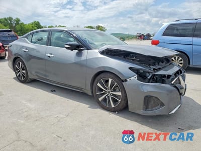 Czwarte zdjęcie samochodu z boku: 2023 NISSAN MAXIMA SV VIN:1N4AA6CVXPC511516 - miniatura