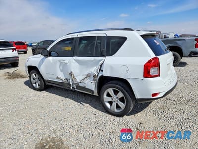 Drugie zdjęcie samochodu z przodu: 2012 JEEP COMPASS LATITUDE VIN:1C4NJCEB2CD634339 - miniatura