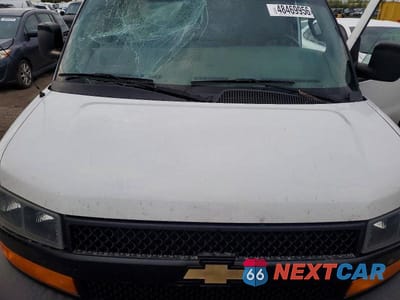 Zdjęcie 11 z 12 samochodu: 2019 CHEVROLET EXPRESS 2500 CARGO UTILITY / SERVICE VAN VIN:1GCWGAFP9K1368299 - miniatura