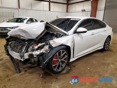 2019 BUICK REGAL GS W04GS6SS9K1033872 - główne zdjęcie licytacji z USA - miniatura