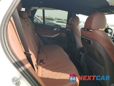 Zdjęcie 10 z 12 samochodu: 2025 BMW X5 XDRIVE40I VIN:5UX23EU03S9W26825 - miniatura