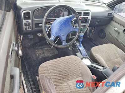 Zdjęcie 8 z 12 samochodu: 1995 NISSAN TRUCK XE V6 VIN:1N6HD16Y3SC449732 - miniatura