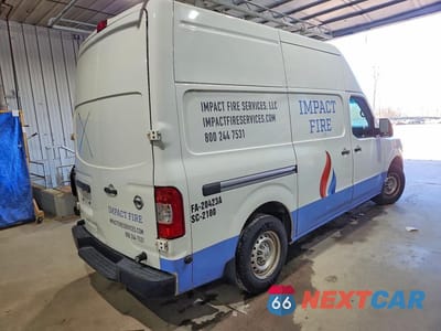 Trzecie zdjęcie samochodu z tyłu: 2018 NISSAN NV 2500 HD S VIN:1N6BF0LY0JN817088 - miniatura